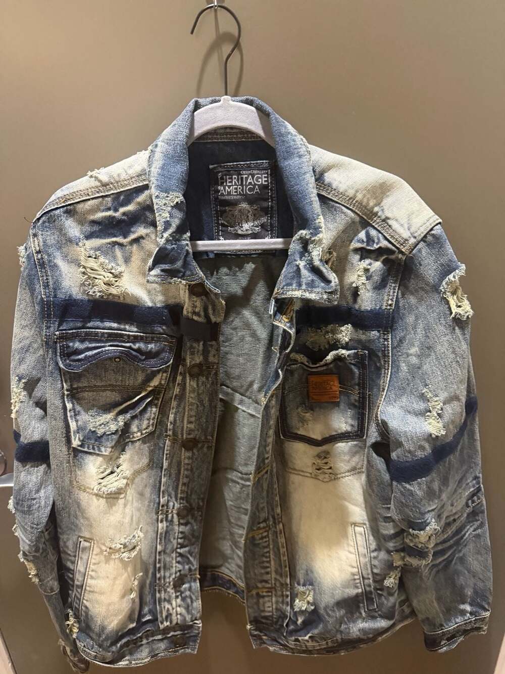 Heritage America Men's Distressed Washed Denim Trucker Jacket